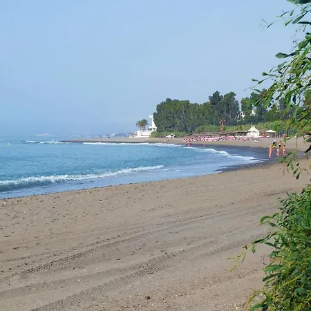 Entre Marbella Y *