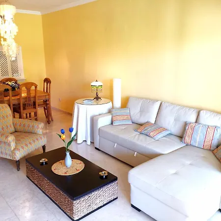 Entre Marbella Y Apartman