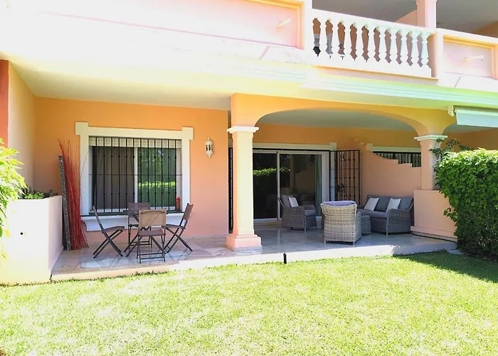 Entre Marbella Y * 埃斯特波纳