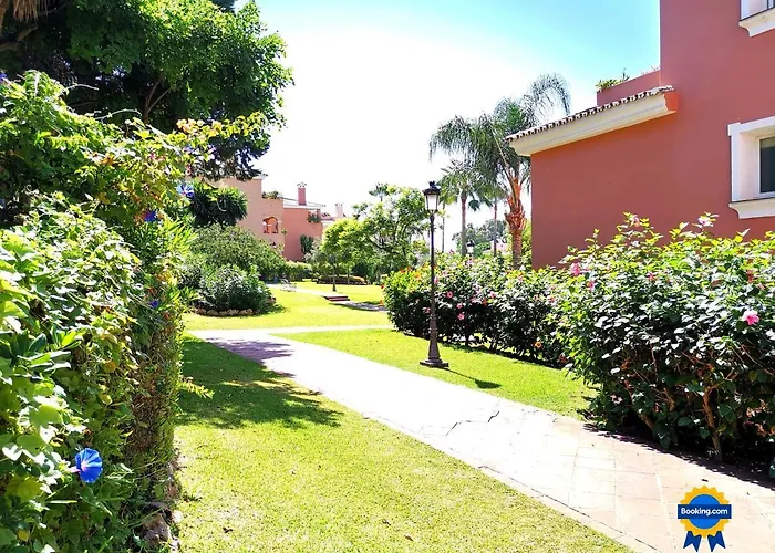 Entre Marbella Y * 埃斯特波纳