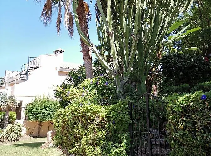 Entre Marbella Y Apartamento Estepona
